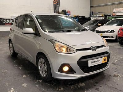 Used Hyundai i10 SE 87 HP (63 kW) 2014 Silver Hatchback