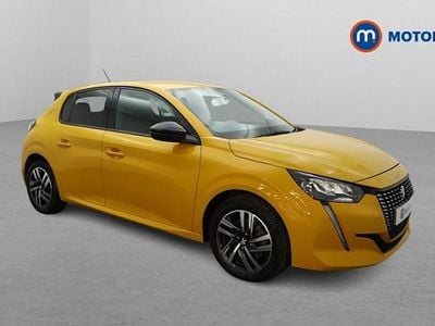 Used Peugeot 208 Allure+ 131 HP (96 kW) 2023 Yellow Hatchback