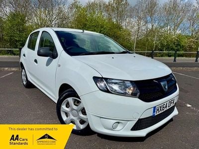 Begagnad Dacia Sandero Ambiance 75 HK (55 kW) 2014 Vit Halvkombi