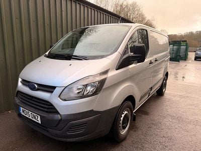 Used Ford Transit Custom 100 HP (73 kW) 2015 Silver Van