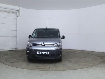 Used Citroën Berlingo 130 HP (95 kW) 2023 Grey MPV
