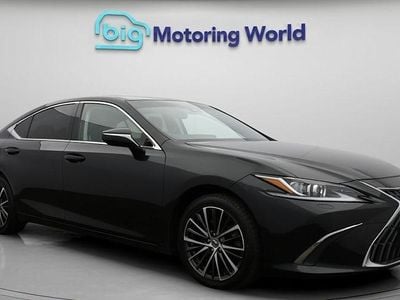 Used Lexus ES300H 218 HP (160 kW) 2021 Sedan