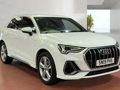 Used Audi Q3 S-Line 150 HP (110 kW) 2019 White SUV