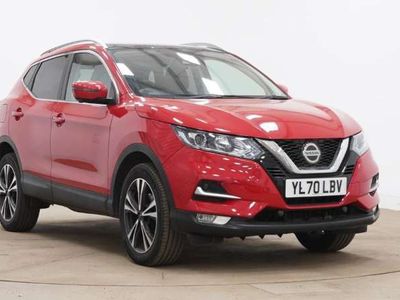 used Nissan Qashqai Hatchback 1.3 DiG-T N-Connecta 5dr [Glass Roof Pack]