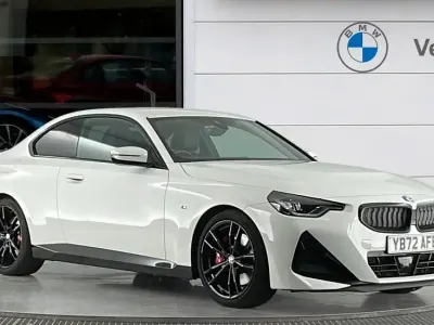 Begagnad BMW 220 M Sport 184 HK (135 kW) 2022 Vit Sportkupé