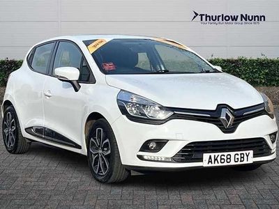 Used Renault Clio IV Play 75 HP (55 kW) 2018 White Hatchback