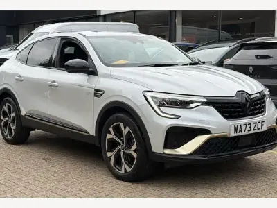 Used Renault Arkana Engineered 143 HP (105 kW) 2023 White  SUV