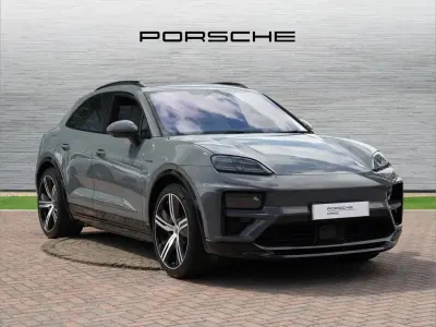 Used Porsche Macan Turbo 469 kW (639 HP) 2025 Grey SUV
