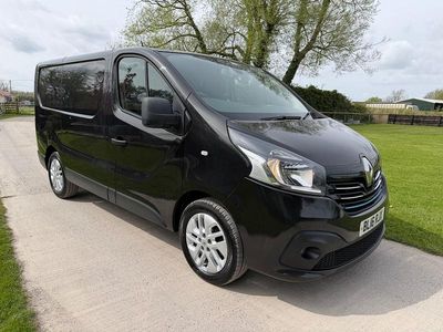 Used Renault Trafic 2016 Black MPV
