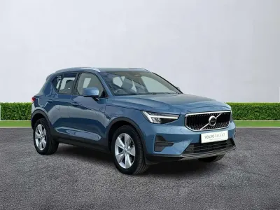 Usado Volvo XC40 Core 2023 Azul SUV