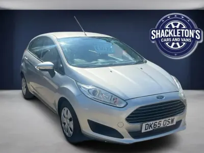 Used Ford Fiesta Style 95 HP (69 kW) 2015 Silver Hatchback