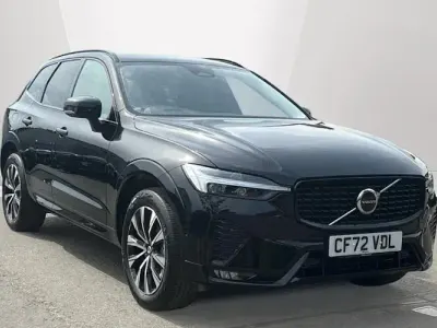 Second-hand Volvo XC60 Plus 197 CP (144 kW) 2022 Negru SUV