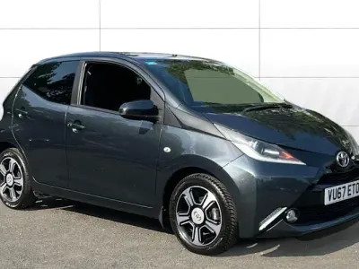 Used Toyota Aygo X-clusiv 69 HP (50 kW) 2017 Grey Hatchback