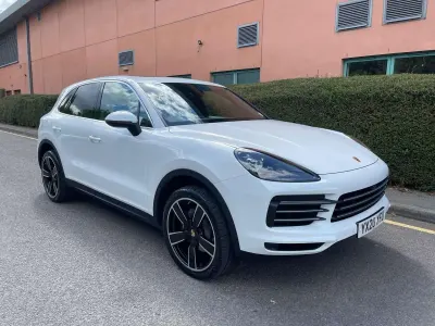Used Porsche Cayenne 335 HP (246 kW) 2020 White SUV