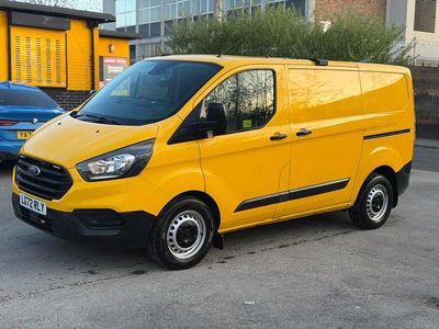 Used Ford Transit Custom 130 HP (95 kW) 2022 Yellow Van