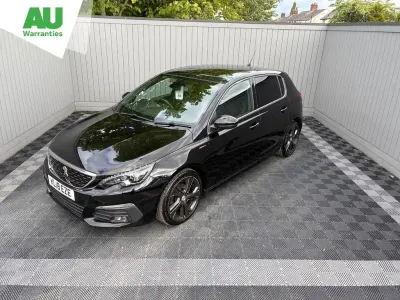 Używany Peugeot 308 GT-line 130 KM (95 kW) 2018 Czarny Hatchback