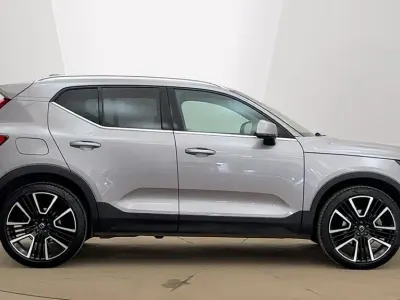 Used Volvo XC40 Ultra 194 HP (142 kW) 2025 Silver SUV