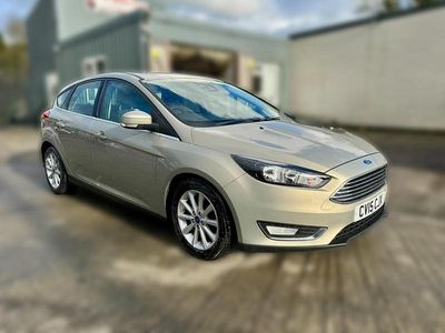 Used Ford Focus Titanium 120 HP (88 kW) 2015 Silver Hatchback