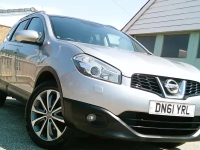 Used Nissan Qashqai +2 Tekna 140 HP (102 kW) 2012 Silver SUV
