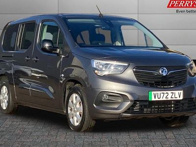 Used Vauxhall Combo 100 kW (136 HP) 2022 Estate