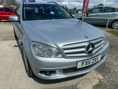 Second-hand Mercedes C200