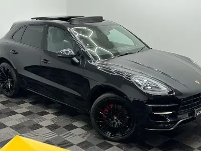 Used Porsche Macan Turbo 400 HP (294 kW) 2017 Black SUV