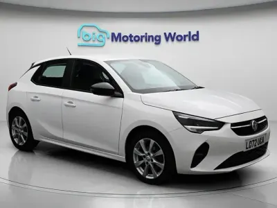 Used Vauxhall Corsa Design Edition 75 HP (55 kW) 2022 White Hatchback