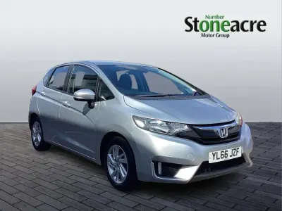 Used Honda Jazz SE 101 HP (74 kW) 2017 Silver Hatchback