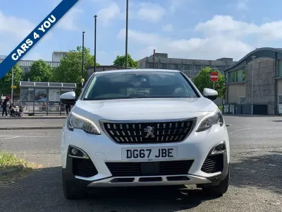 Used Peugeot 3008 Allure 120 HP (88 kW) 2017 White Hatchback