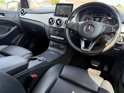 Mercedes B180