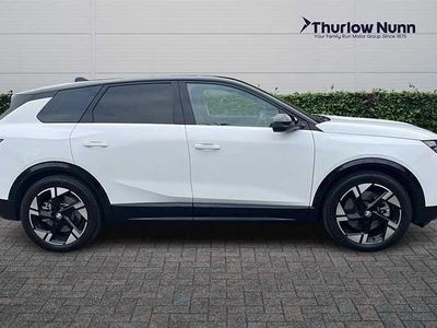 Used Vauxhall Grandland Ultimate 156 kW (213 HP) 2025 Arctic white SUV