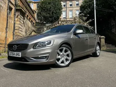 Usado Volvo V60 SE Lux 181 CV (133 kW) 2015 Familiar