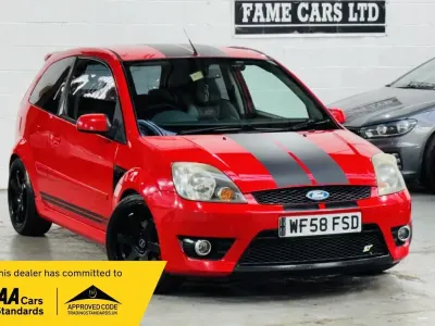 Używany Ford Fiesta ST 148 KM (108 kW) 2008 Czerwony Hatchback