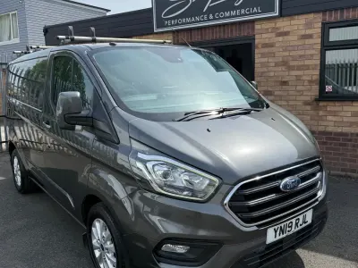 Used Ford Transit Custom Limited 130 HP (95 kW) 2019 Grey Van