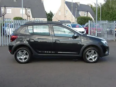 Used Dacia Sandero Ambiance 90 HP (66 kW) 2017 Black Hatchback