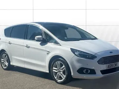 Used Ford S-MAX Titanium 190 HP (139 kW) 2019 White MPV