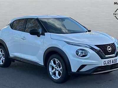 White Used 2019 Nissan Juke N-Connecta SUV | £10,726 (Fair price)