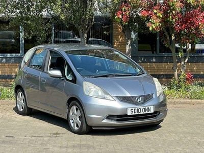 Used Honda Jazz ES 100 HP (73 kW) 2010 Silver Hatchback