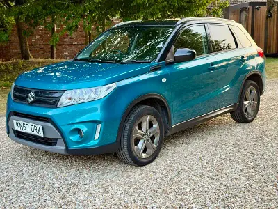 Used Suzuki Vitara SZ-T 120 HP (88 kW) 2017 Turquoise/black SUV