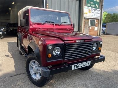 used Land Rover Defender PICK UP TD5 **NEW TYRES FITTED**
