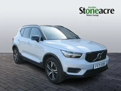 Usado Volvo XC40 R-Design 2021 Prateado SUV