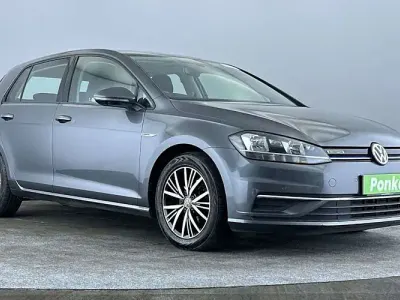 Used VW Golf VII SE 131 HP (96 kW) 2018 Grey Hatchback
