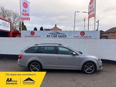 Used Skoda Octavia vRS 184 HP (135 kW) 2016 Grey Hatchback
