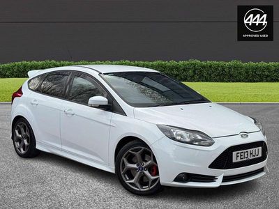 Used Ford Focus ST 2013 White Hatchback