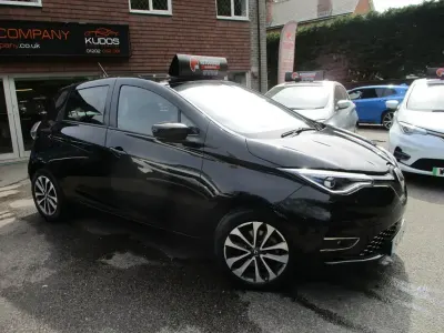 Begagnad Renault Zoe GT-Line 100 kW (136 HK) 2020 Svart Halvkombi