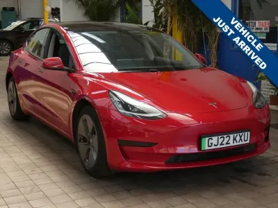Used Tesla Model 3 Standard Range Plus 177 kW (241 HP) 2022 Red Sedan