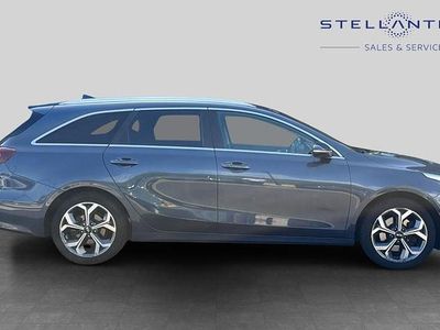 Used Kia Ceed Sportswagon 114 HP (83 kW) 2019 Blue Estate