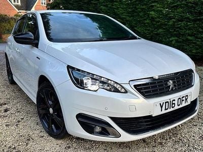 Used Peugeot 308 GT-line 2016 White Hatchback