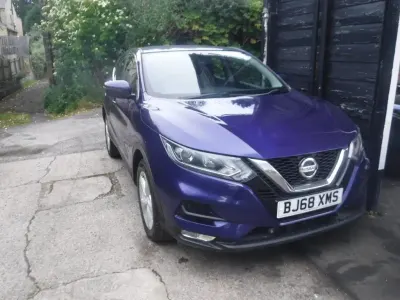 Used Nissan Qashqai Acenta Premium 2018 Blue SUV