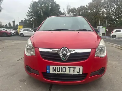 Używany Vauxhall Agila Expression 2010 Czerwony Minivan